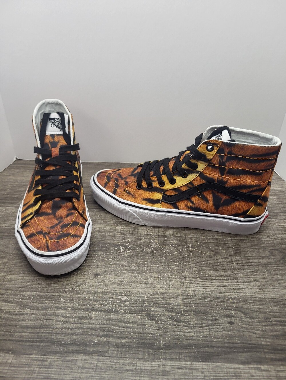 Vans SK8-Hi Sneakers Skate Shoes Tiger/True White Women's 9 Mens 7.5